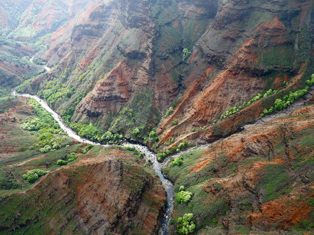 Waimea Canyon by Helikopter