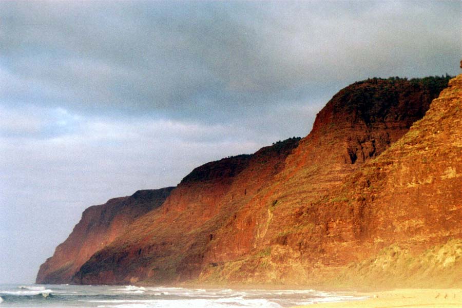 Polihale begrenzt von der Napali-Kste