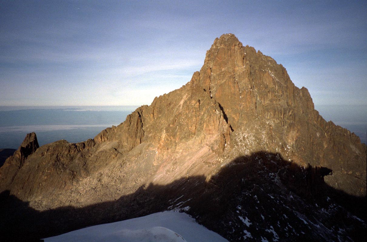 Morgensonne auf dem Hauptgipfel