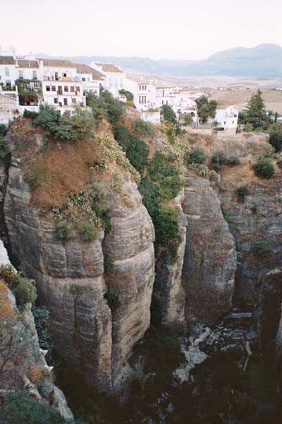 Tiefe Schlucht des Tejo