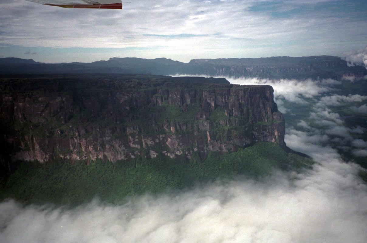 Anflug auf Auyan Tepui