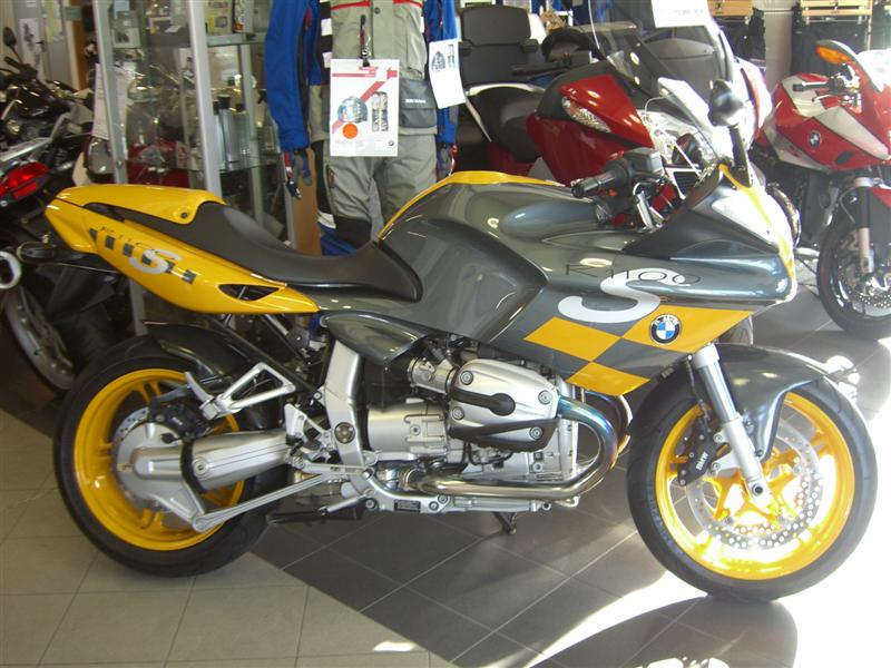 mehr zu ET (BMW R1100S) ...